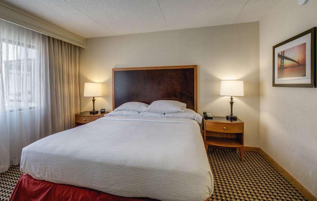 Embassy Suites By Hilton Detroit Metro Airport Ромулус Номер фото