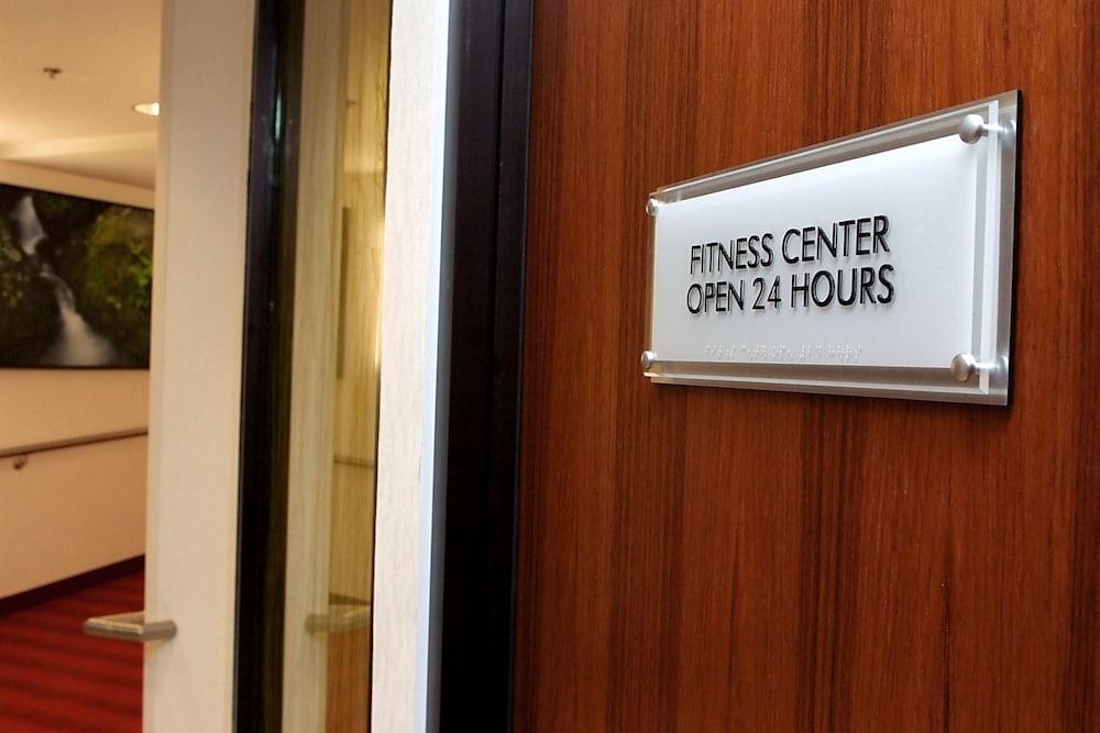 Embassy Suites By Hilton Detroit Metro Airport Ромулус Экстерьер фото